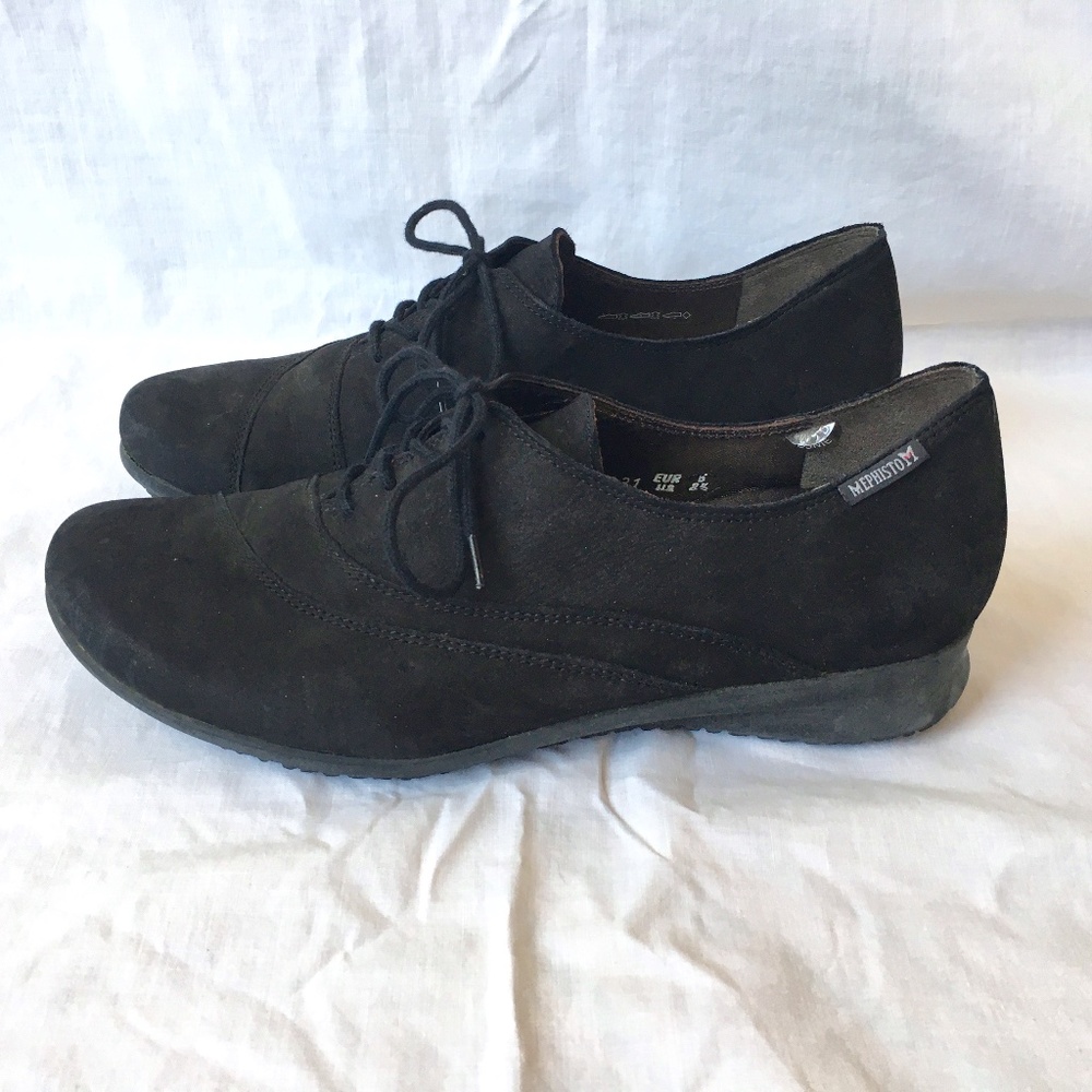 Mephisto leather sneaker black size 8.5